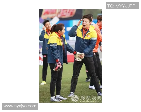 克罗斯真人帅气无比引发粉丝热议成为时尚新宠 克罗斯真人帅气无比引发粉丝热议成为时尚新宠