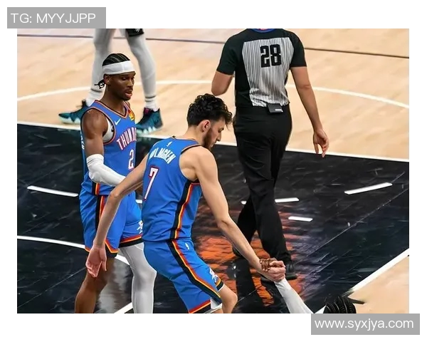 亚历山大砍下37分6助攻雷霆轻取灰熊迎来八连胜盛宴 亚历山大砍下37分6助攻雷霆轻取灰熊迎来八连胜盛宴